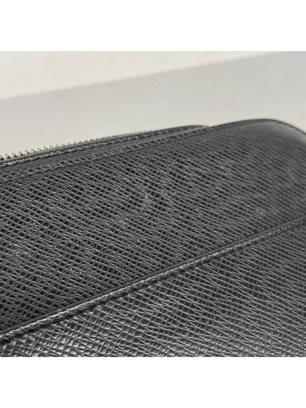 Louis Vuitton Clutch Taiga Baikal Ardoise